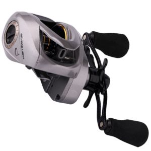 Savage Gear SG6 300 BC LH 5.6:1 – Linkshand Baitcastrolle